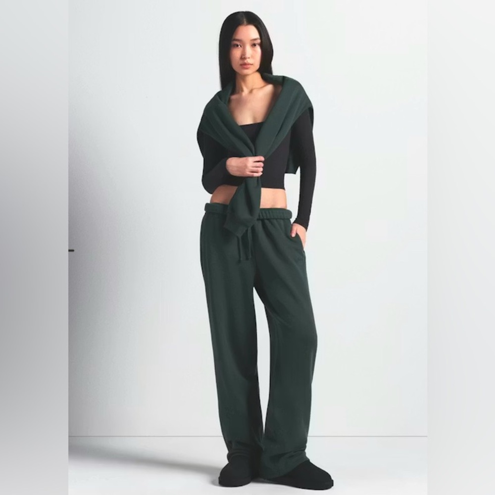 Skims Cotton Fleece Classic Straight Leg Pant SMALL-SPRUCE-SOLD OUT